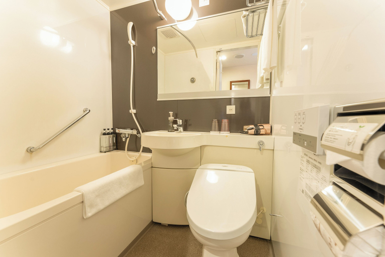 Bathroom 4