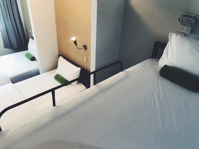 Bedroom 12