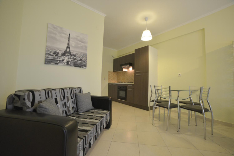 Others 5, Villa Agiolina, Ionian Islands