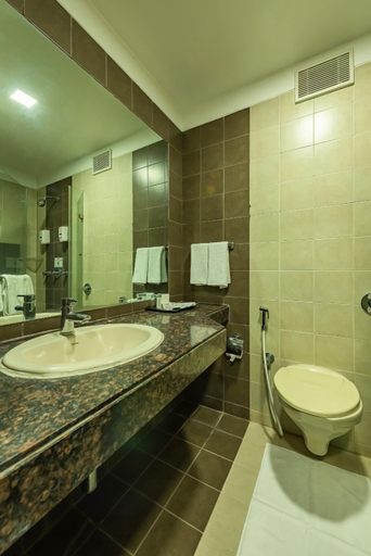 Bathroom 4, The Pearl Hassan, Hassan
