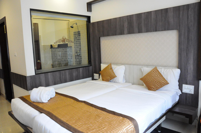 Bedroom 3, Hotel Sepoy Grande Mysuru, Mysore