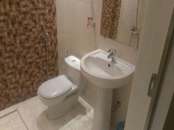 Bathroom, Al Muhaidb Residence Al Malaz 1 - Economic, Riyadh
