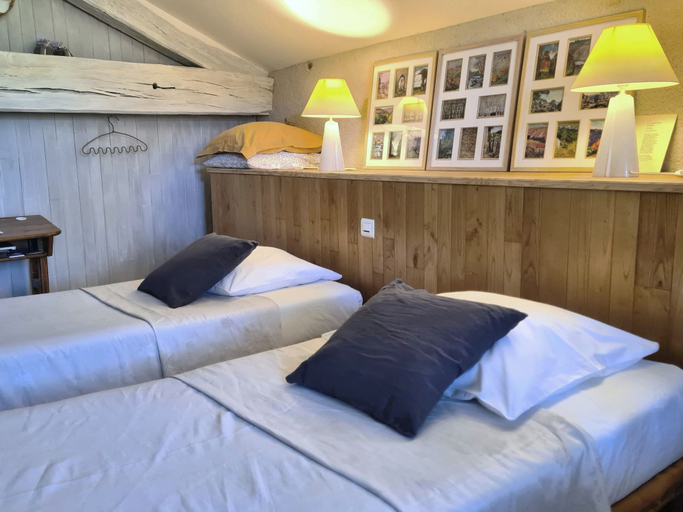 Bedroom 4, Clos de l'ARTHONNET, Haute-Vienne