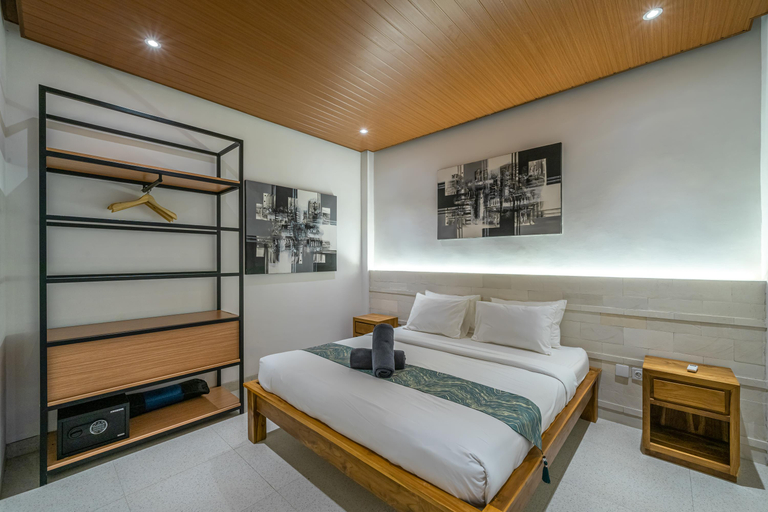 Bedroom 3, Villa Mogu : New Sophisticated 2 BR Villa, 10 Min to The Beach!, Badung