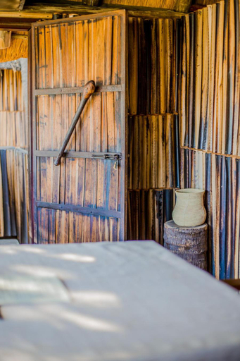 Others 3, Epupa Falls Lodge, Epupa