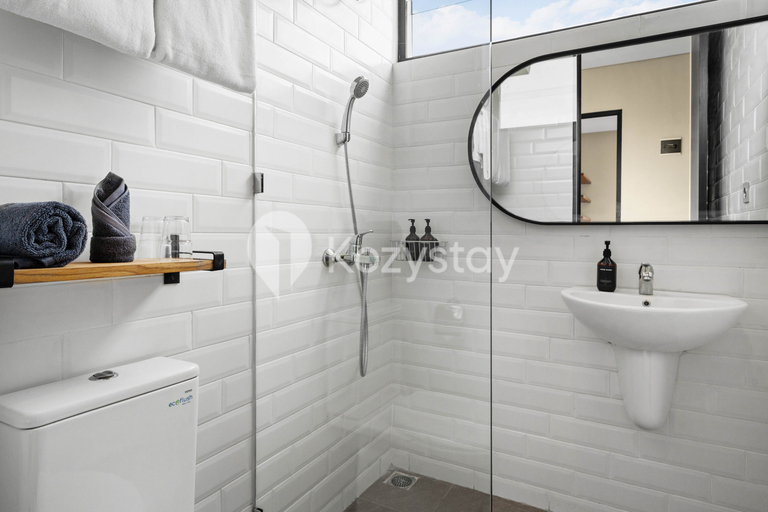 Bathroom 5, Kanoa Villa by Kozystay - Jimbaran, Badung