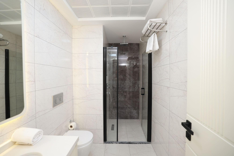Bathroom 5, Anemon Diyarbakır Suit Hotel, Merkez