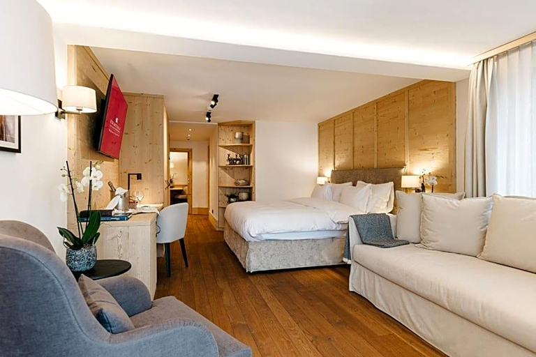 Bedroom 4, Wellness- & Spa Hotel Ermitage, Saanen
