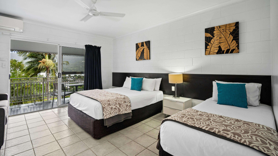Bedroom 3, Colonial Palms Motor Inn, Whitsunday