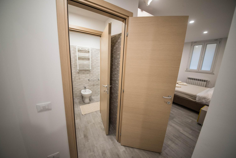 Bathroom 4