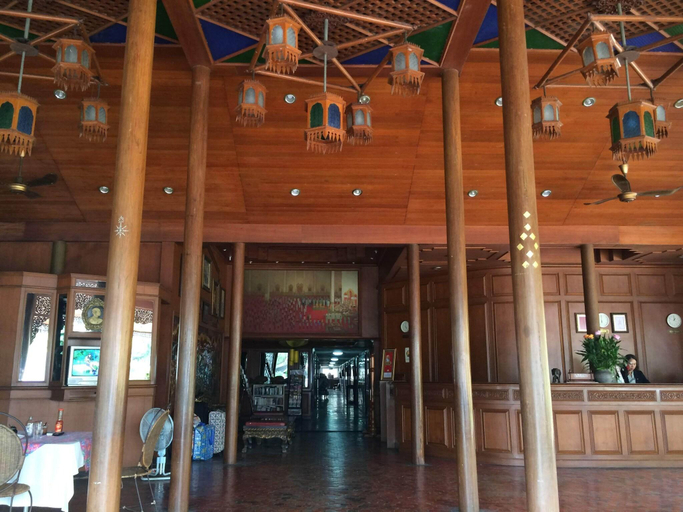 Food & Drinks 5, Changpuak Hotel Chiang Mai, Muang Chiang Mai