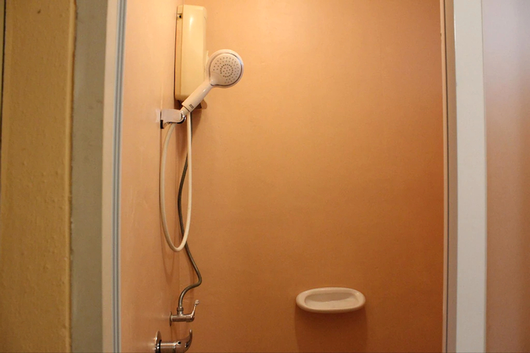 Bathroom 7