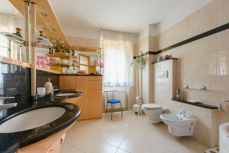 Others 2, B&B agli Ulivi, Trento