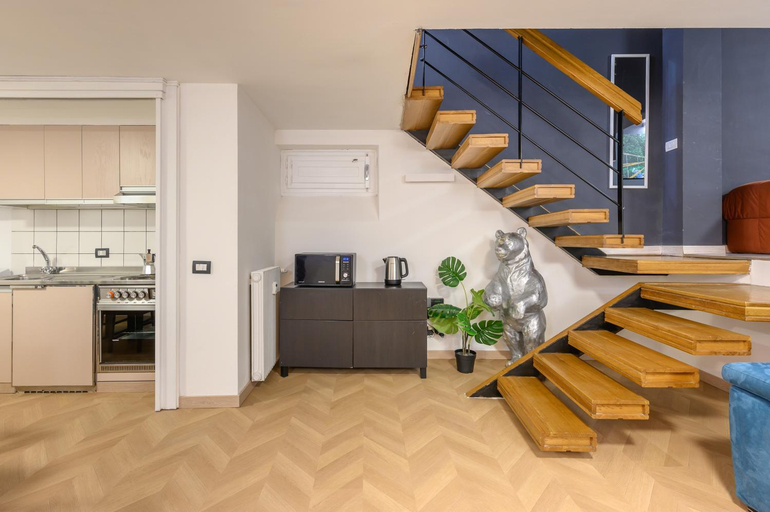 Others 4, Orso house apartment, Rome
