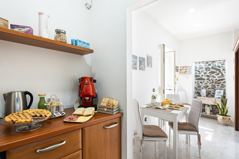 Food & Drinks 4, B&B VESUVIAN STONE, Napoli