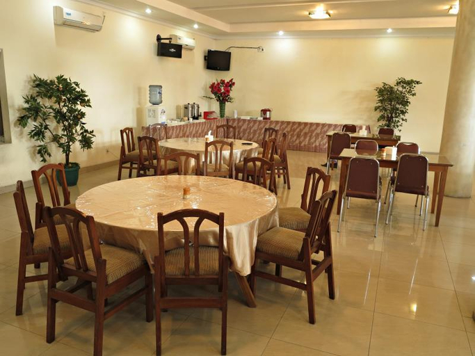 Food & Drinks, Hotel Cepu Indah 1, Blora