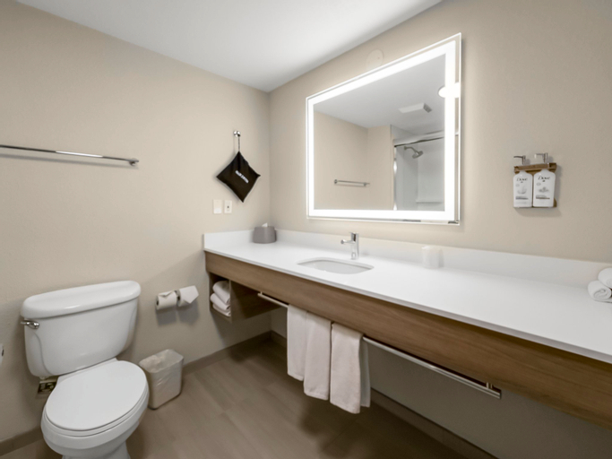 Bathroom 3