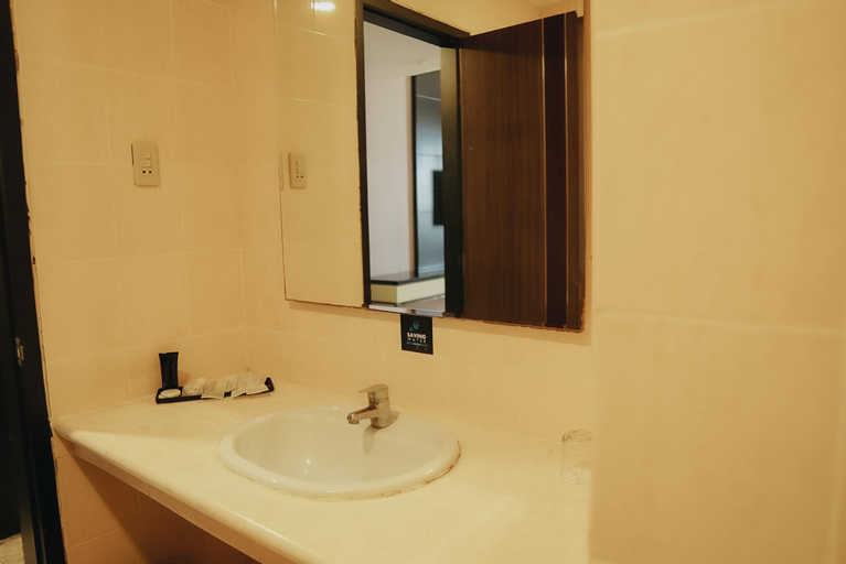 Bathroom 4