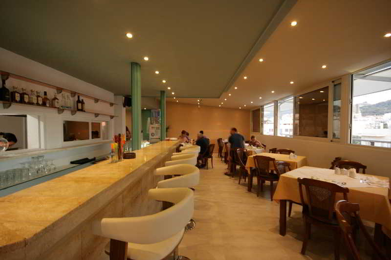Food & Drinks 5, Liberty CRE, Crete