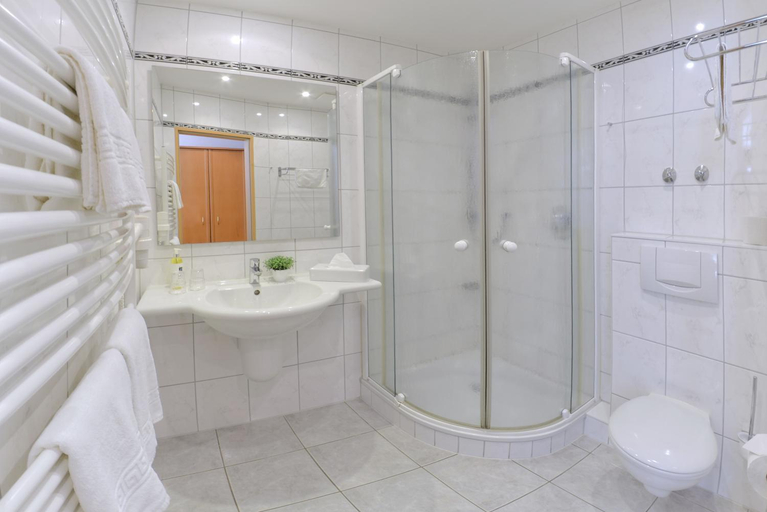 Bathroom 5