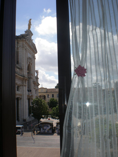 Others 5, Piazza degli Angeli, Perugia