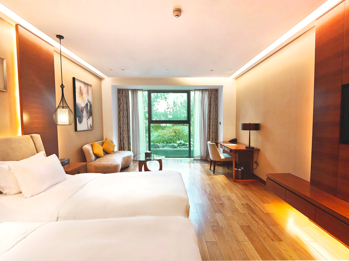 Holiday Inn Nanjing Xuanwu Lake - Tap to explore photos