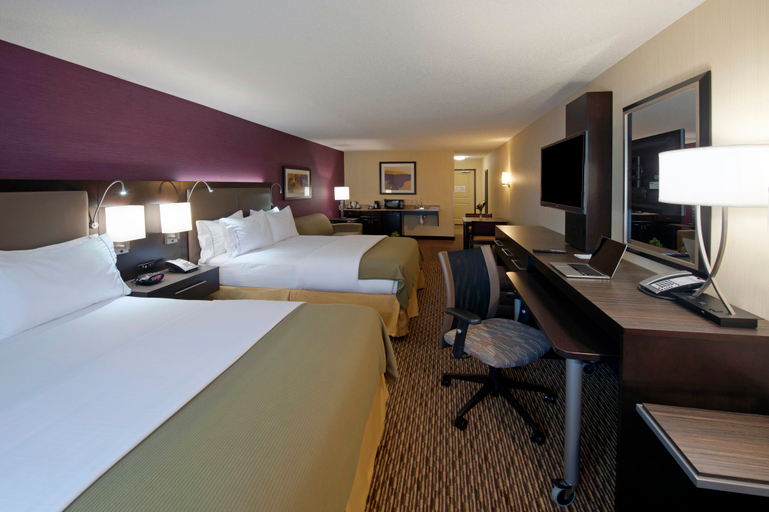 Holiday Inn Express & Suites CLEARFIELD - Tap to explore photos