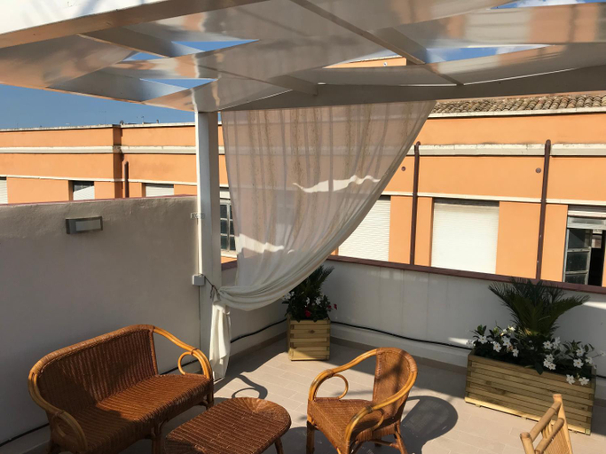Others 5, Casa Vacanze A Due Passi, Catania