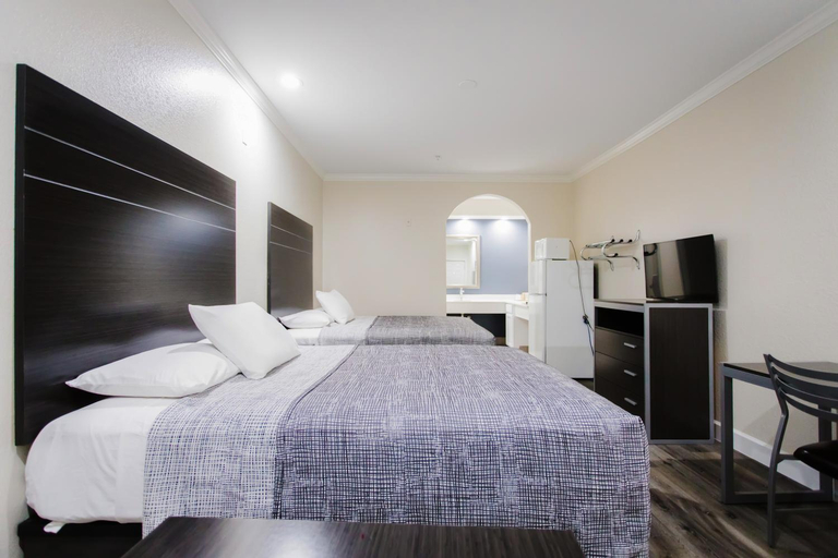 Bedroom 2, Scottish Inn & Suites Willowbrook, Houston