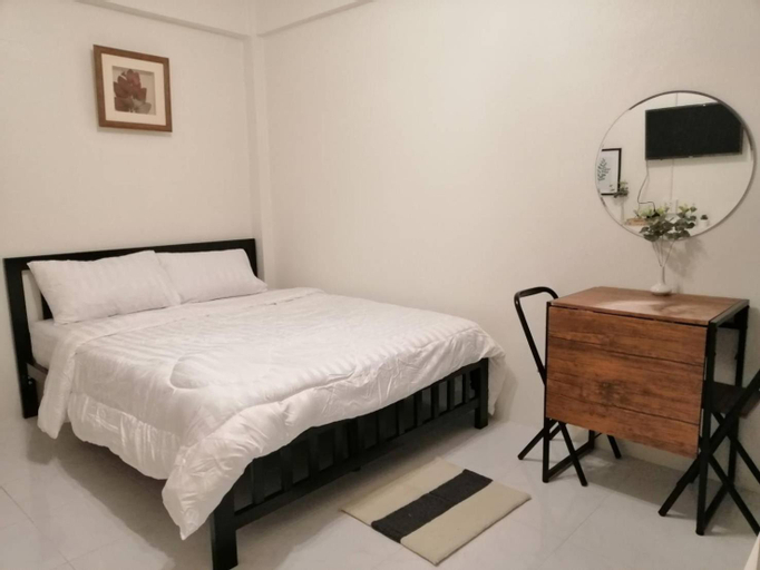 Bedroom 15