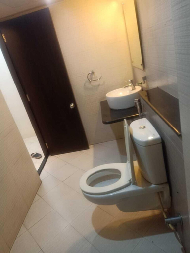 Bathroom 3, Hotel VIP Regency, Dhanbad