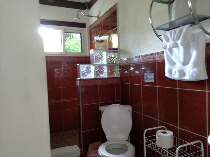 Others 4, Zapote Tree Inn, Flores