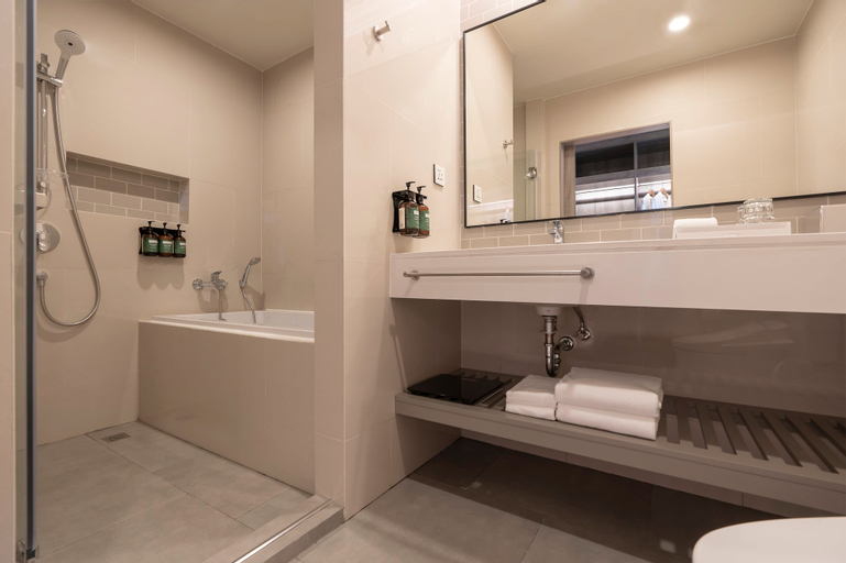 Bathroom 9