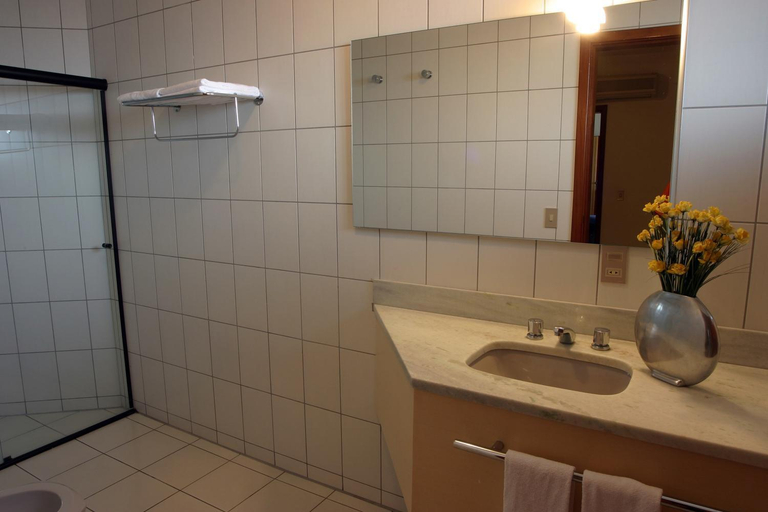 Bathroom 3, Lagoa Serena Flat Hotel, Araras