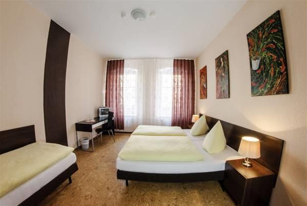 General view 3, Hotel Pension Victoria, Berlin