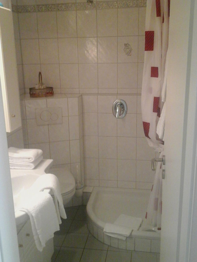 Bathroom 2, Appartement Haus Hamburg, Passau