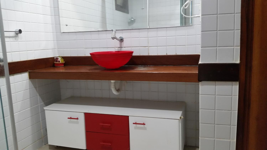 Bathroom 4