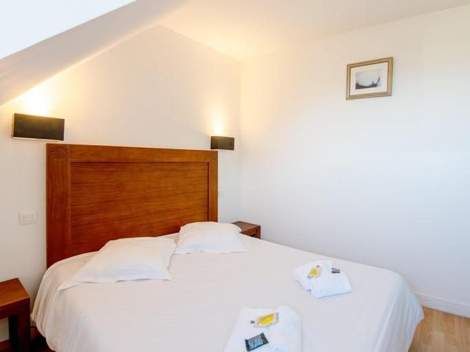 Bedroom 3, Les Terrases De Pentrez Plage, Finistère