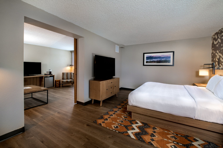 Holiday Inn ESTES PARK - Tap to explore photos