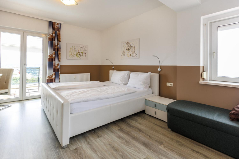 Bedroom 26