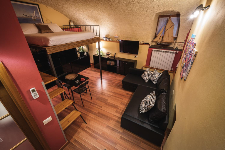 Bedroom 9