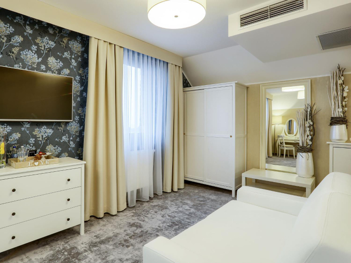 Bedroom 3, Hotel Antek, Opole