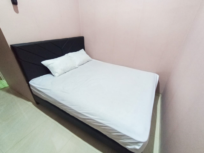 Bedroom 1, De Corner 2 Madiun RedPartner, Madiun