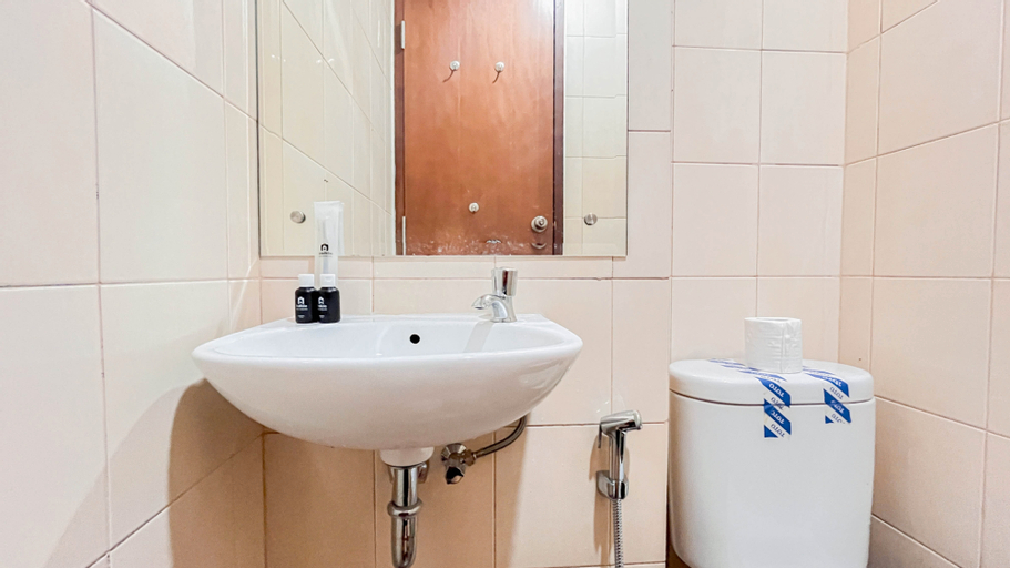 Bathroom 26