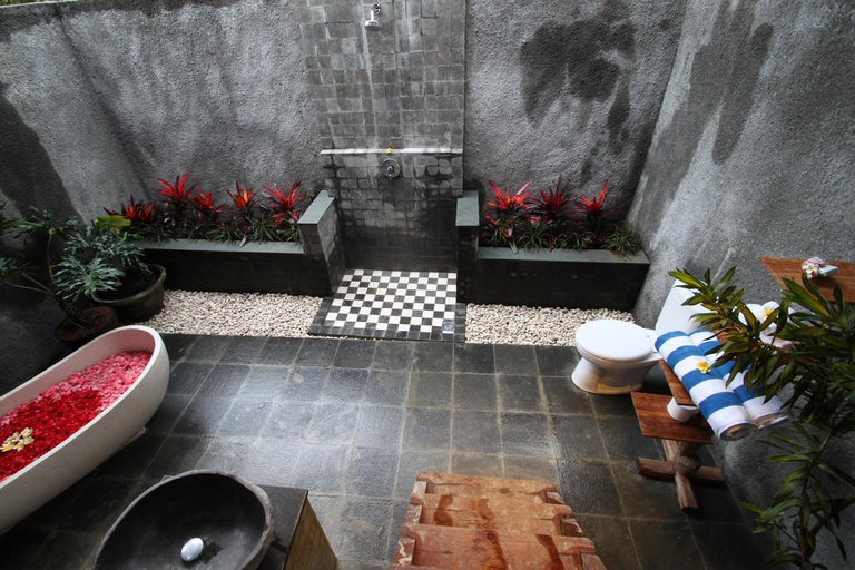 Bathroom 4, DD Ubud Jungle Villa, Gianyar