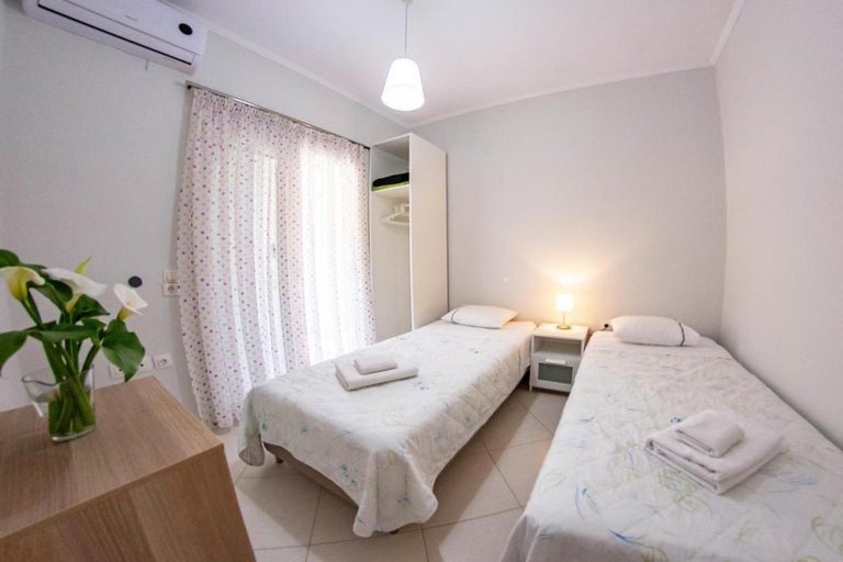 Bedroom 2, Lydia's Apartments, Ionian Islands