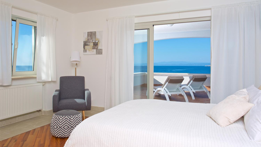 Others 2, Villa Sarah, Umag