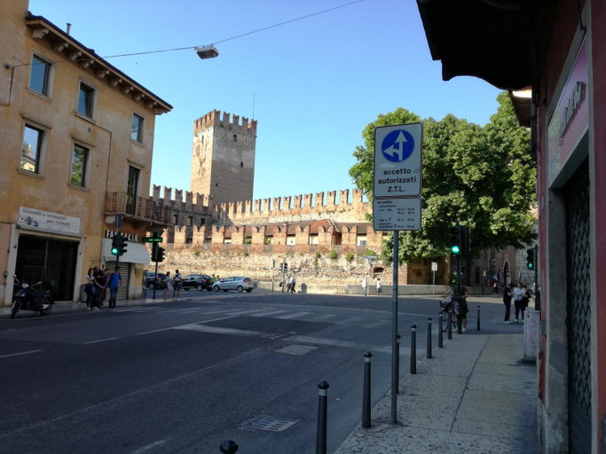 Verona Relais + Private parking, Verona