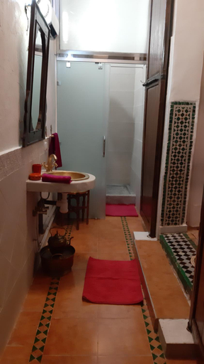 Bathroom 11