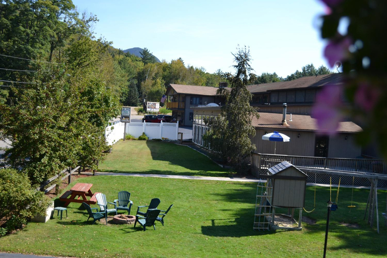 Exterior 3